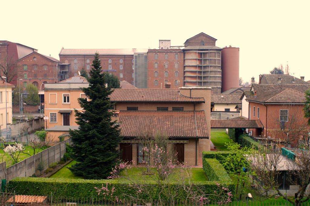 Hotel Certosa Чертоза-ди-Павия Экстерьер фото