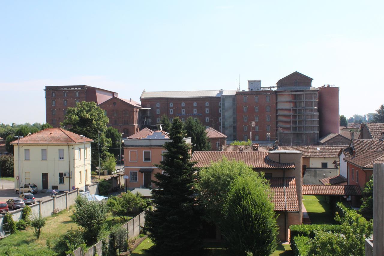 Hotel Certosa Чертоза-ди-Павия Экстерьер фото